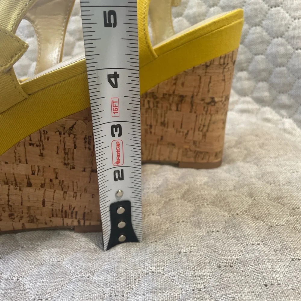 Chic Yellow Sandals with Adjustable Strap